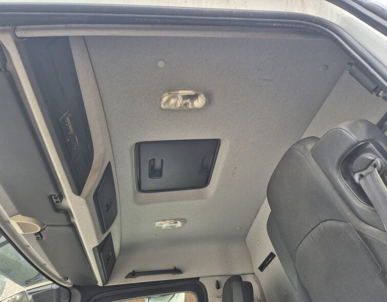 MERCEDES BENZ AROCS 3345S